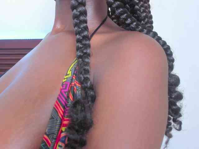 sweetafrican-squirt webcam