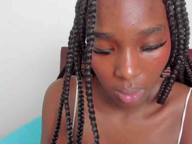 sweetafrican-squirt webcam