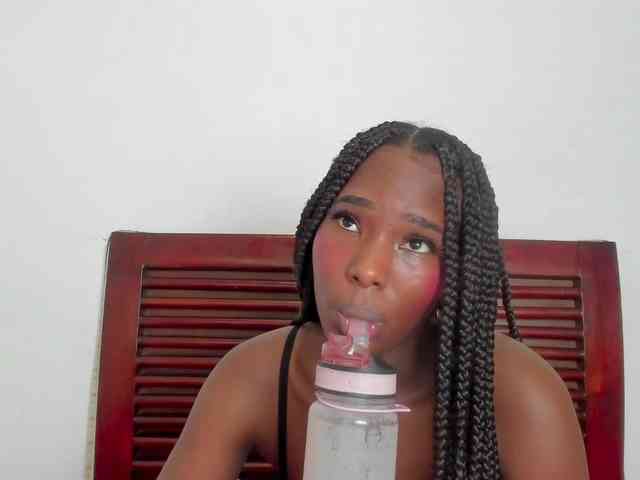 sweetafrican-squirt webcam