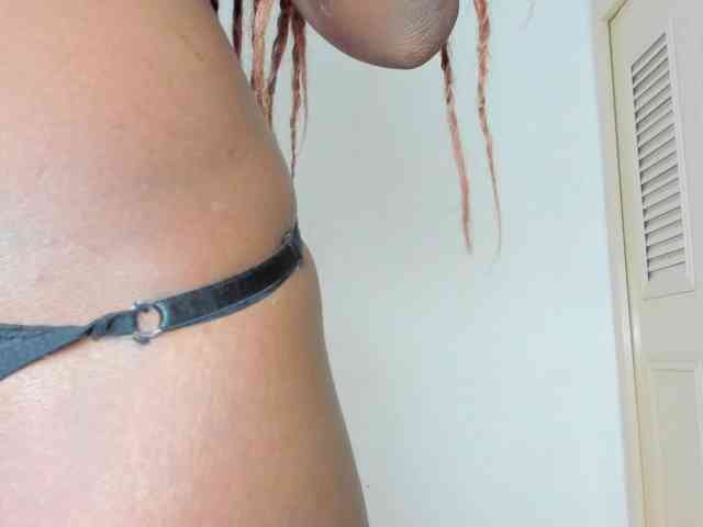 sweetafrican-squirt webcam