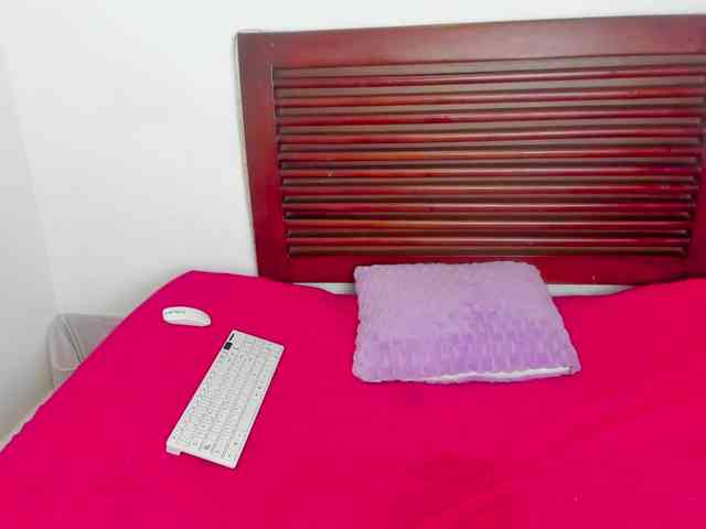 sweetafrican-squirt webcam