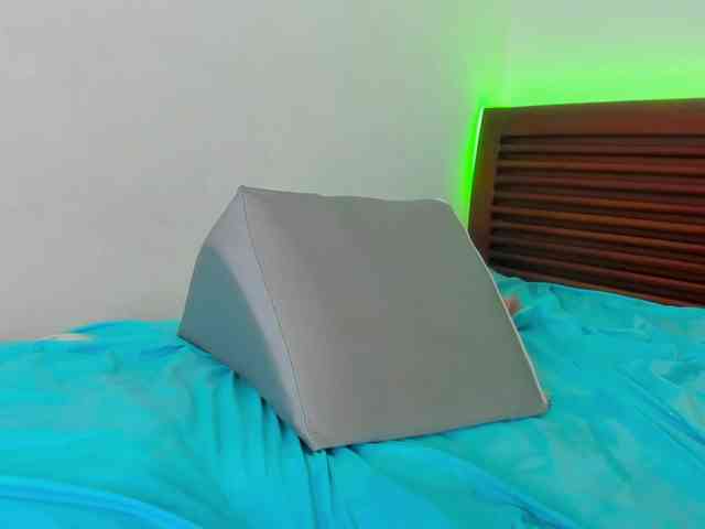 sweetafrican-squirt webcam