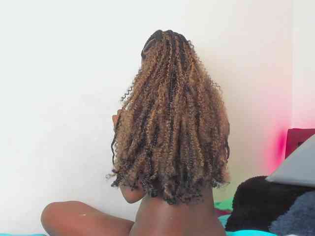 sweetafrican-squirt webcam