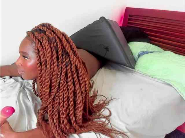 sweetafrican-squ... Live Webcam on BongaCams