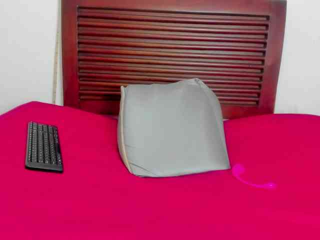 sweetafrican-squirt webcam