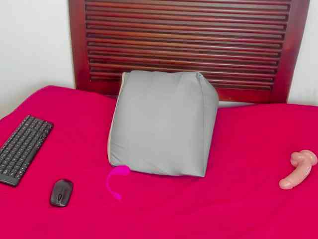 sweetafrican-squirt webcam