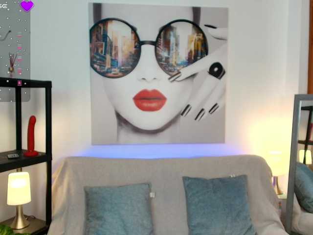Luna-Ferrer live webcam show