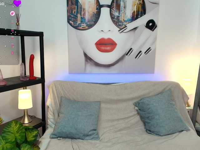 Luna-Ferrer live cam on BongaCams