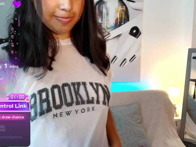 Luna-Ferrer live cam on BongaCams