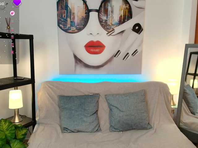 Luna-Ferrer live cam on BongaCams