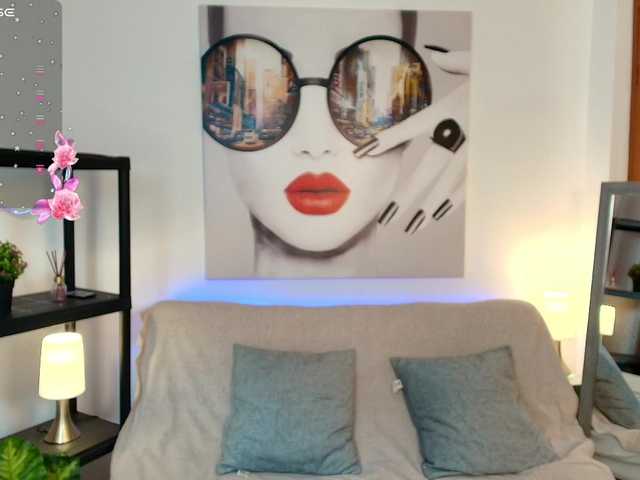 Luna-Ferrer live cam on BongaCams