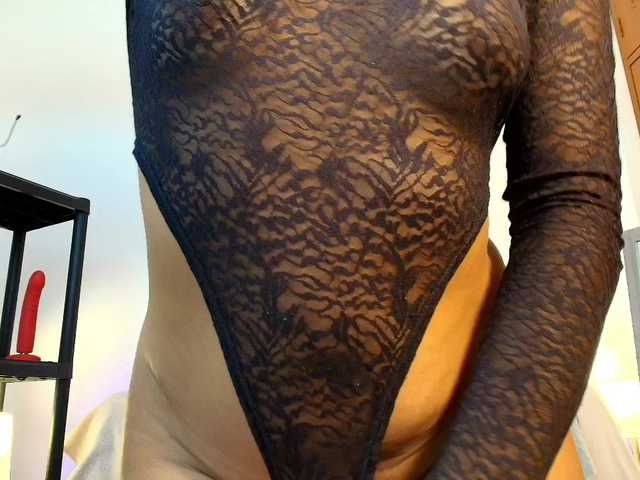 Luna-Ferrer live cam on BongaCams