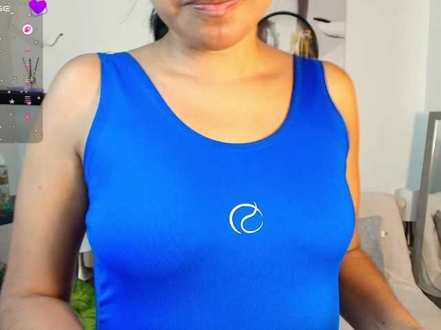 Luna-Ferrer live cam on BongaCams