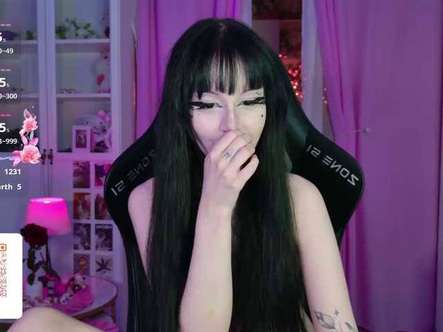 MIA1337 live cam on BongaCams