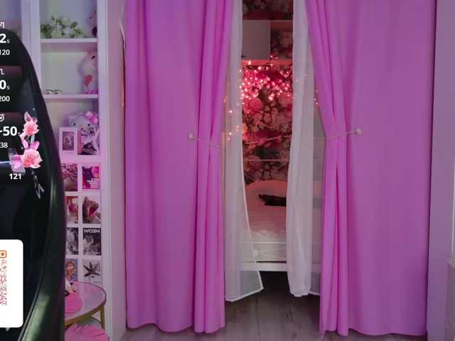 MIA1337 live cam on BongaCams
