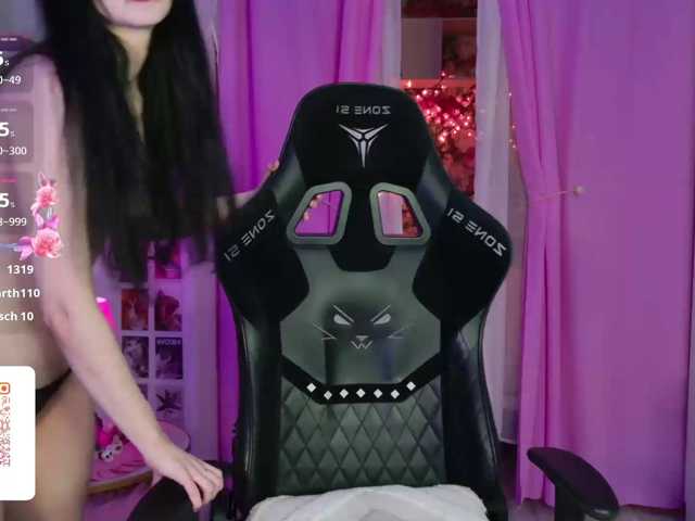 MIA1337, en directo ahora en BongaCams