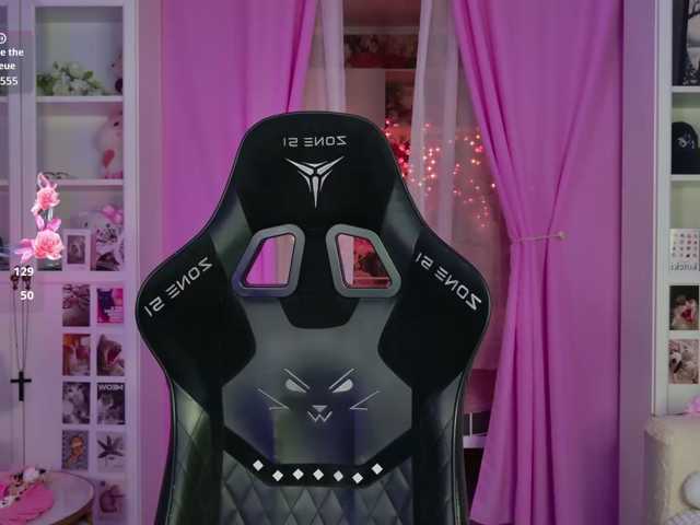 MIA1337 live cam on BongaCams