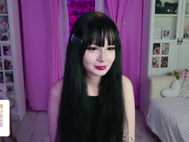 MIA1337 live cam on BongaCams