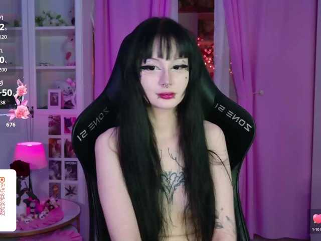 MIA1337 live cam on BongaCams