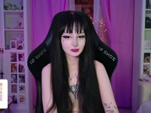 MIA1337 live cam on BongaCams