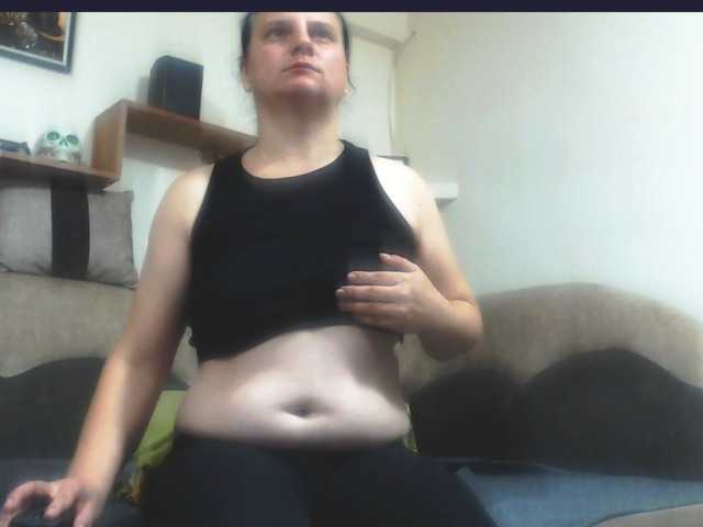 Nikol19721 live cam on BongaCams