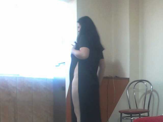 Nikol19721
