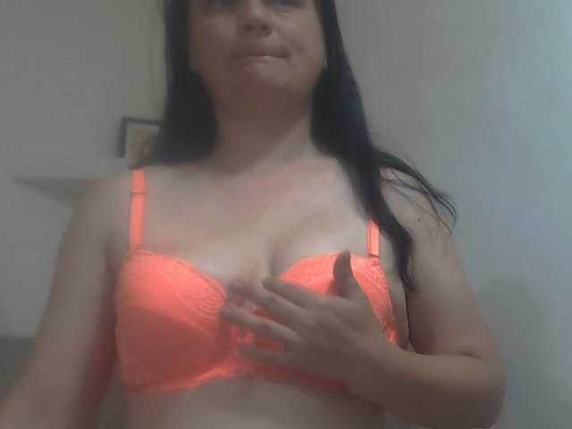Nikol19721 live cam on BongaCams