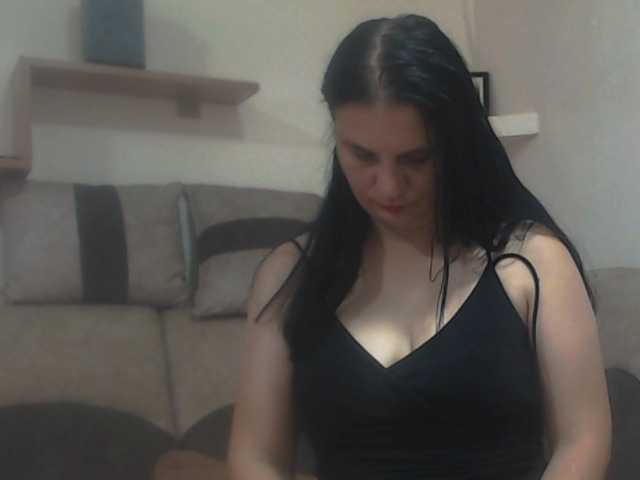 Nikol19721 live cam on BongaCams