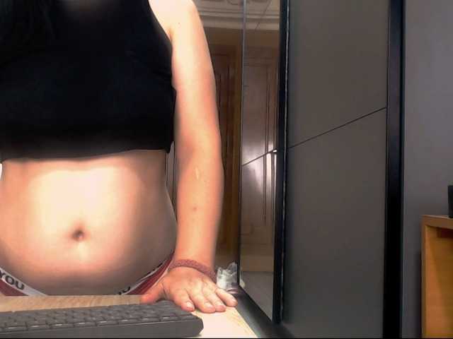 Nikol19721 live cam preview