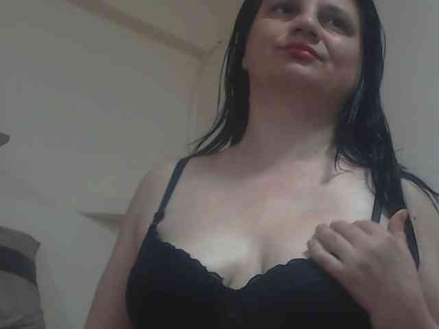 Nikol19721 webcam