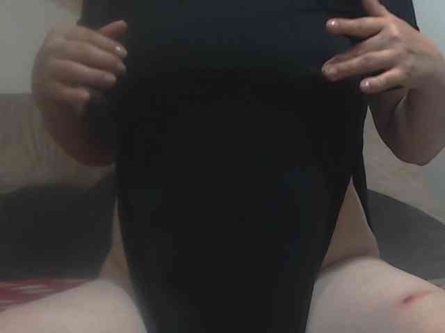 Nikol19721 webcam