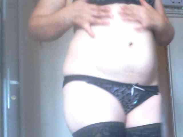 Nikol19721 webcam