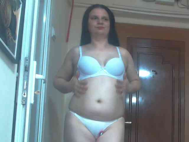 Nikol19721