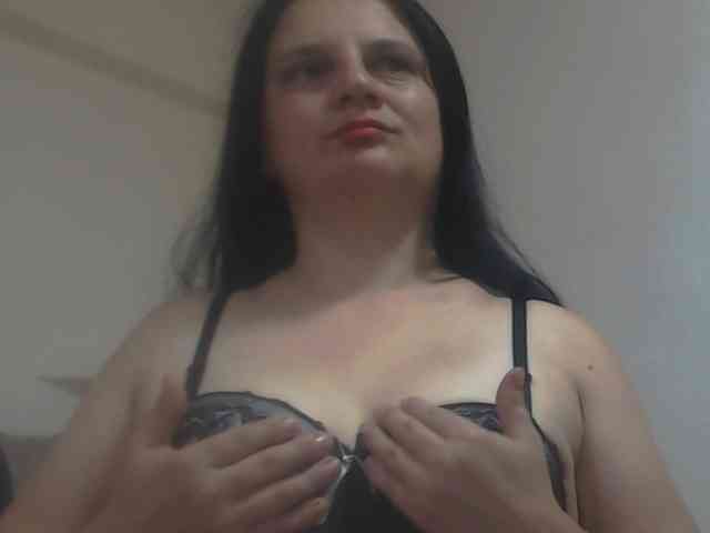 Nikol19721 webcam
