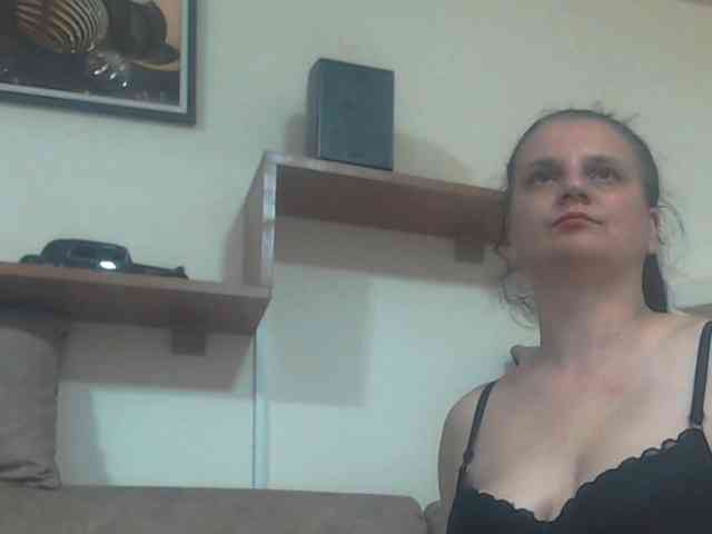 Nikol19721 webcam
