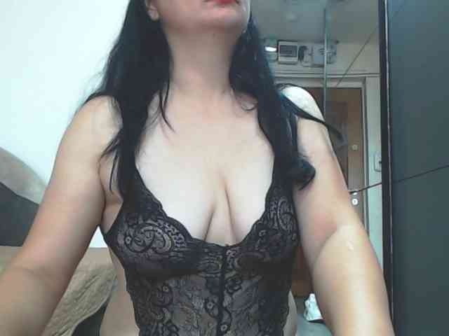Nikol19721 webcam