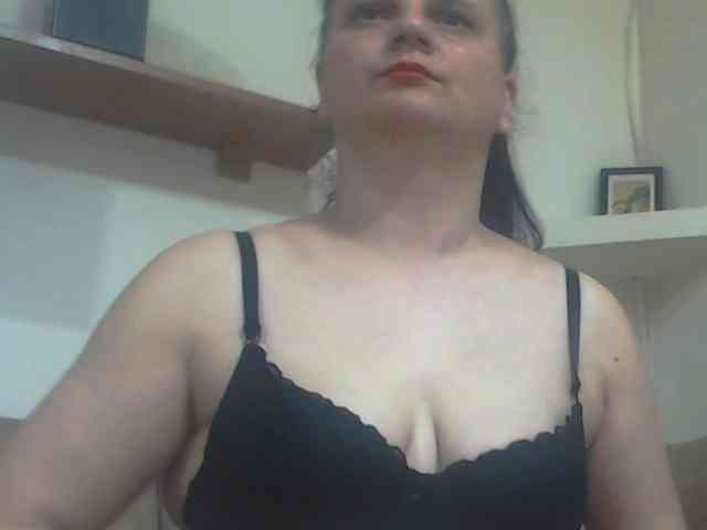 Nikol19721 webcam