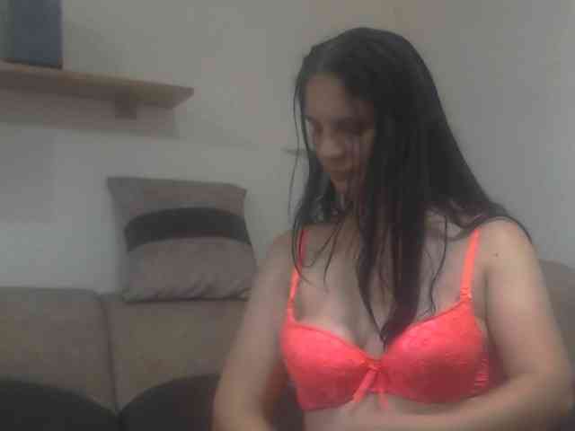 Modella: Nikol19721