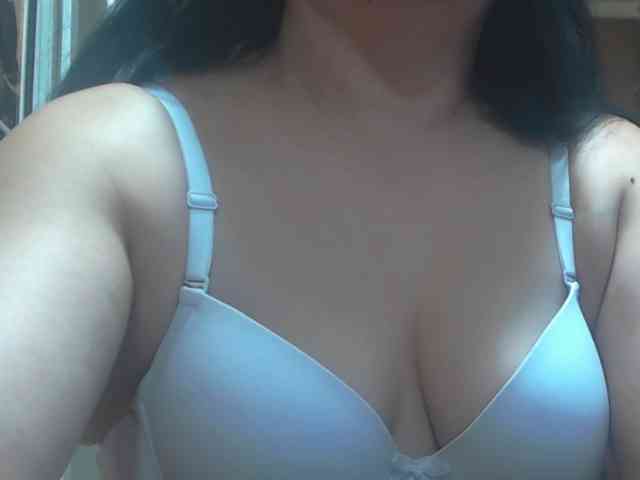 Nikol19721 webcam