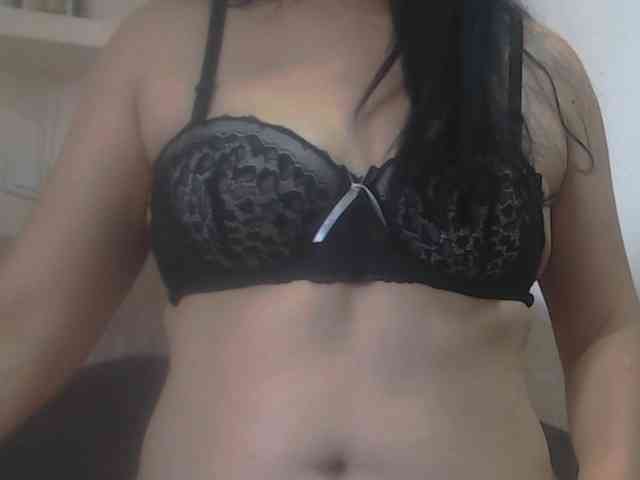 Nikol19721 webcam