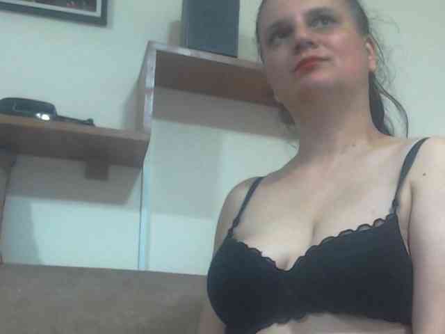 Nikol19721 webcam