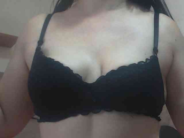Nikol19721 webcam