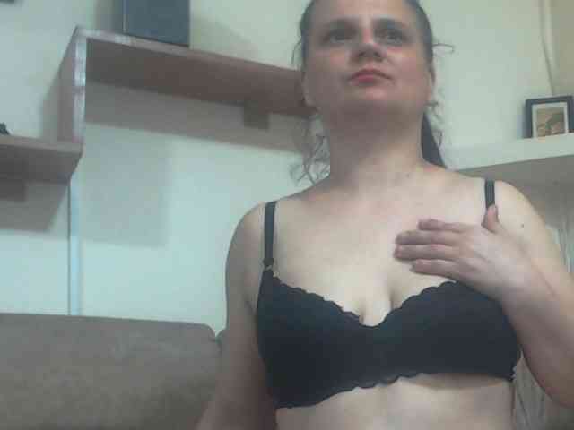 Nikol19721 webcam