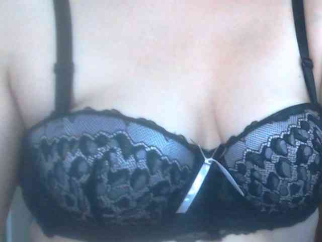 Nikol19721 webcam