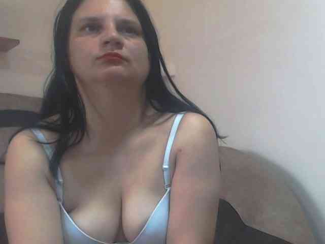 Nikol19721 webcam