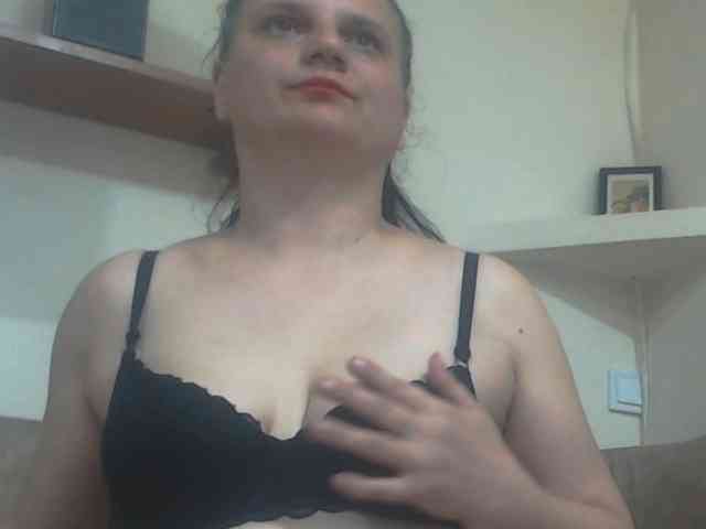 Nikol19721 webcam