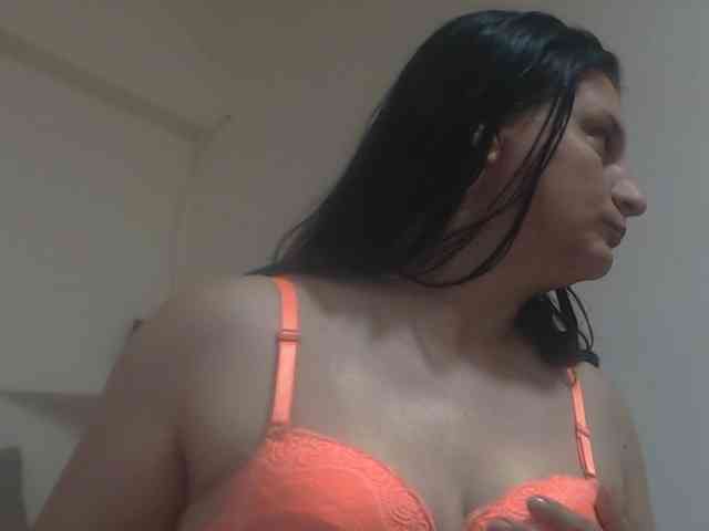 Nikol19721