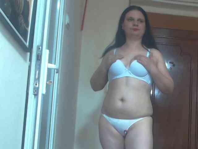 Nikol19721