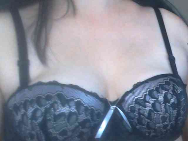 Nikol19721 webcam