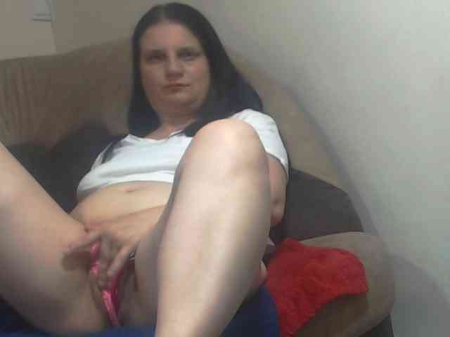 Nikol19721
